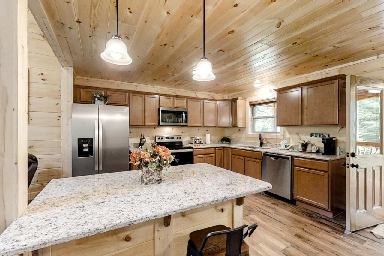 Villa Misty Mountain Retreat Sevierville Exterior foto